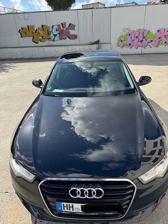 Gebraucht Audi A6 Ambiente 204 PS (150 kW) 2015 Schwarz Limousine