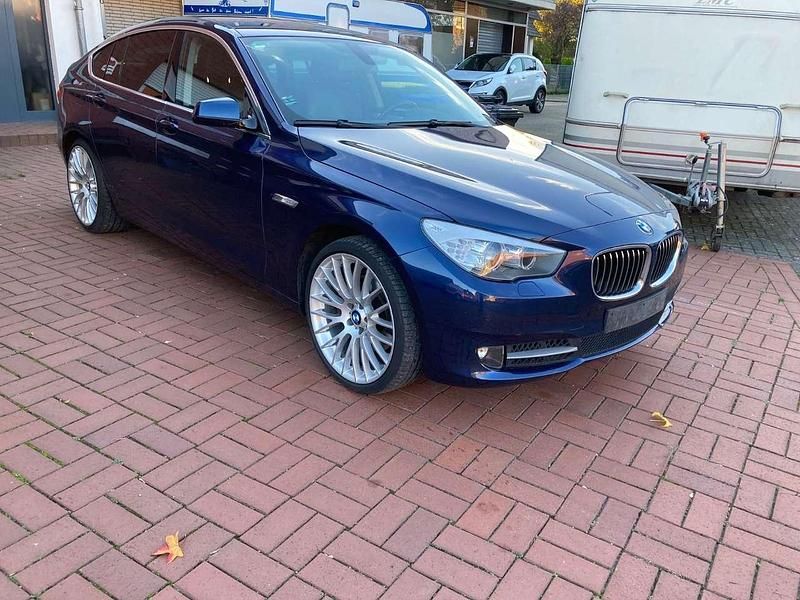 Second-hand BMW 535 306 CP (225 kW) 2013 Albastru Berlinǎ