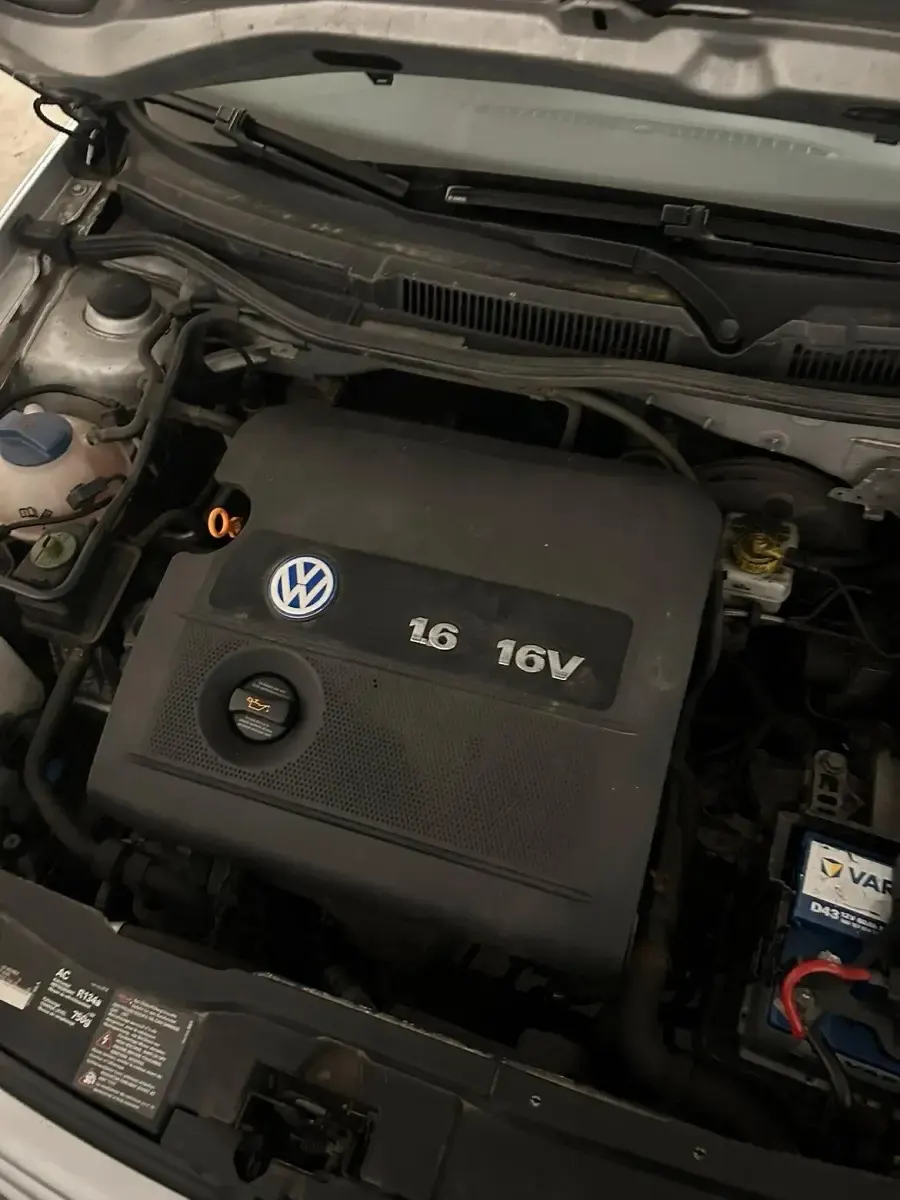 Gebraucht VW Golf V 75 PS (55 kW) 2003 Silber Kleinwagen