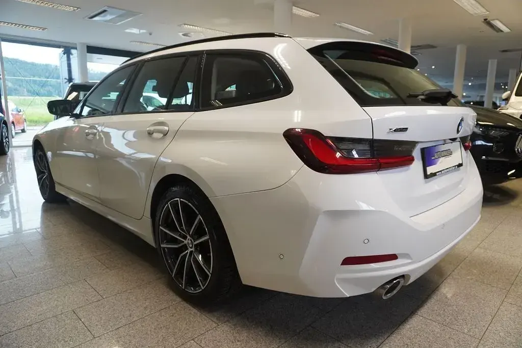 Gebraucht BMW 320 190 PS (139 kW) 2022 Weiß Kombi