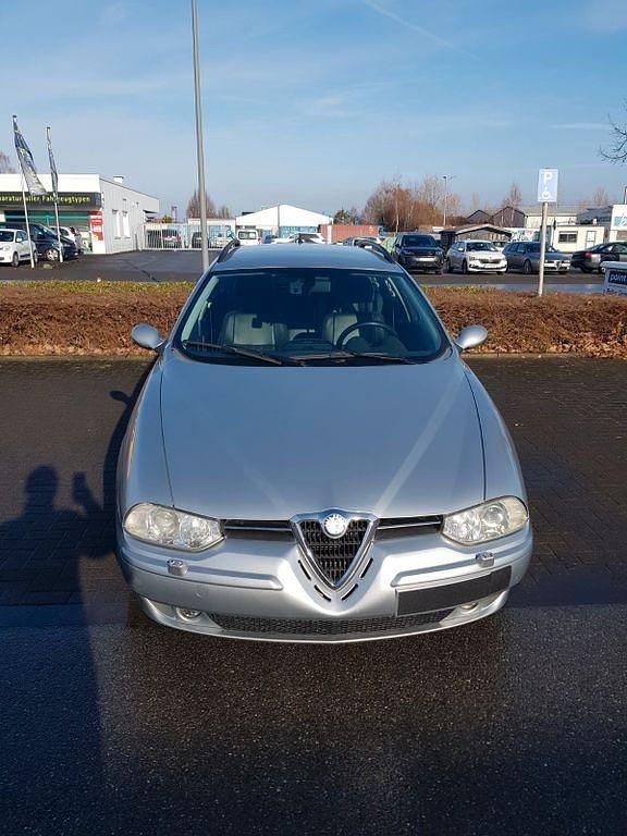Gebraucht Alfa Romeo 156 Progression 166 PS (122 kW) 2002 Silber Limousine