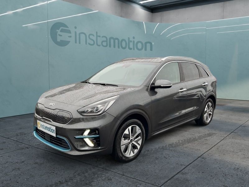 Grau Gebraucht 2021 Kia e-Niro Spirit SUV | 25.740 € (Fairer Preis) - Bild 1/4