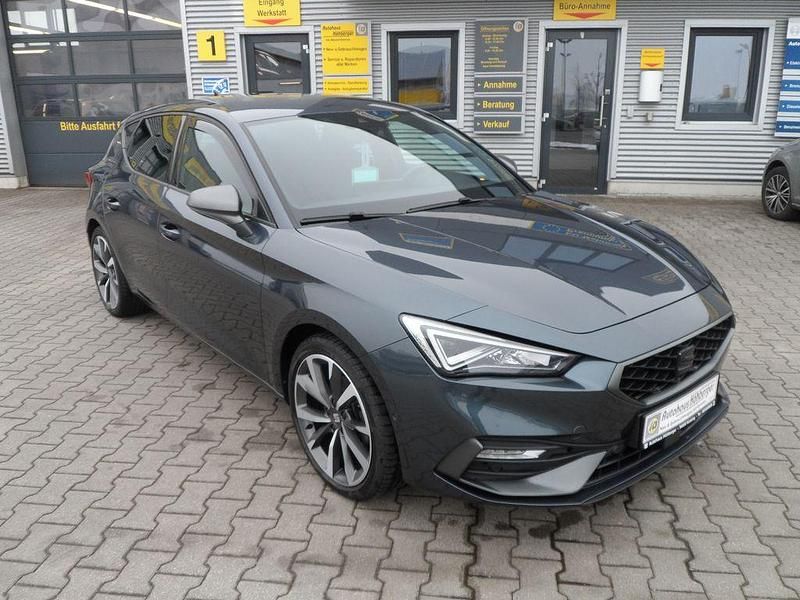 Gebraucht Seat Leon FR 150 PS (110 kW) 2022 Grau Limousine