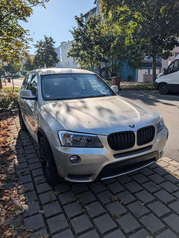 Grau Gebraucht 2011 BMW X3 SUV | 12.000 € (Etwas zu teuer) - Bild 1/4