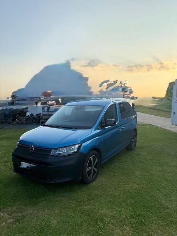 Blau Gebraucht 2022 VW Caddy Van / Kleinbus | 24.990 € (Superpreis) - Bild 1/4