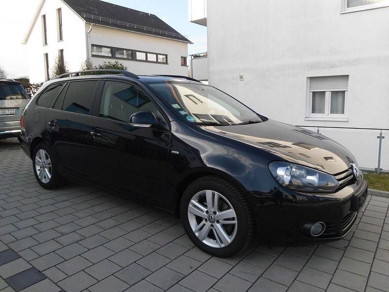 Gebraucht VW Golf VI Match 105 PS (77 kW) 2012 Schwarz Kleinwagen