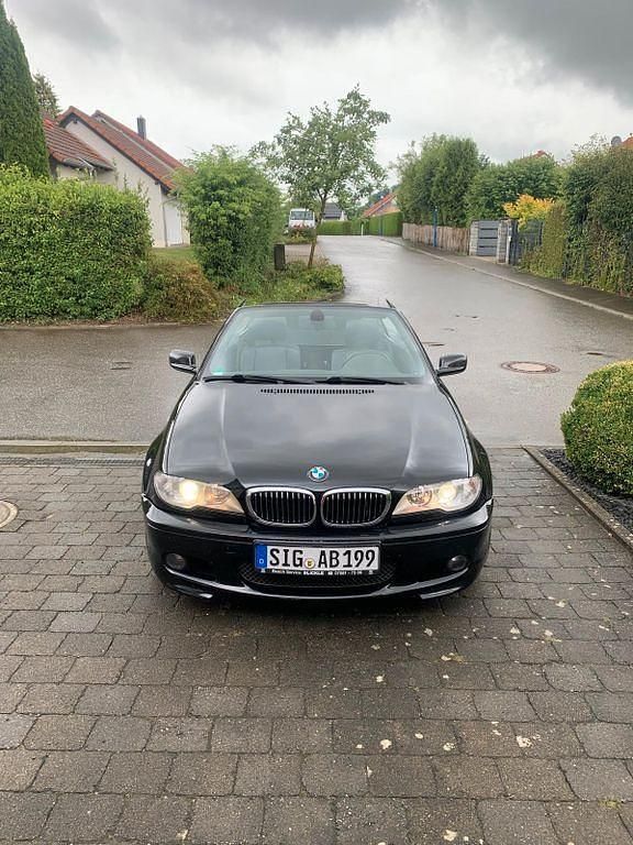 Schwarz Gebraucht 2006 BMW 330 Cabriolet M Sport Cabrio | 10.490 € (Superpreis) - Bild 1/4