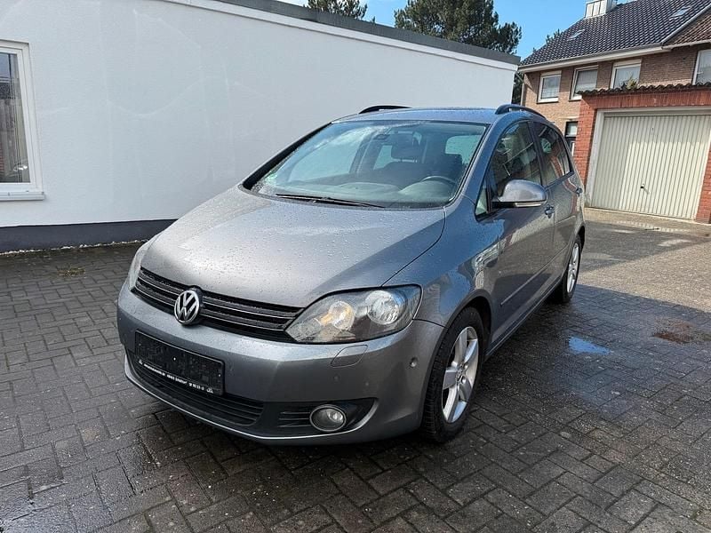 Gebraucht VW Golf VI Team 105 PS (77 kW) 2011 Grau Kleinwagen