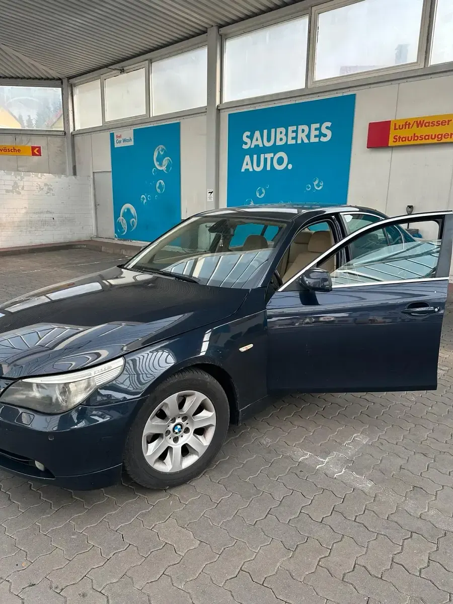 Gebraucht BMW 520 163 PS (119 kW) 2005 Blau Limousine