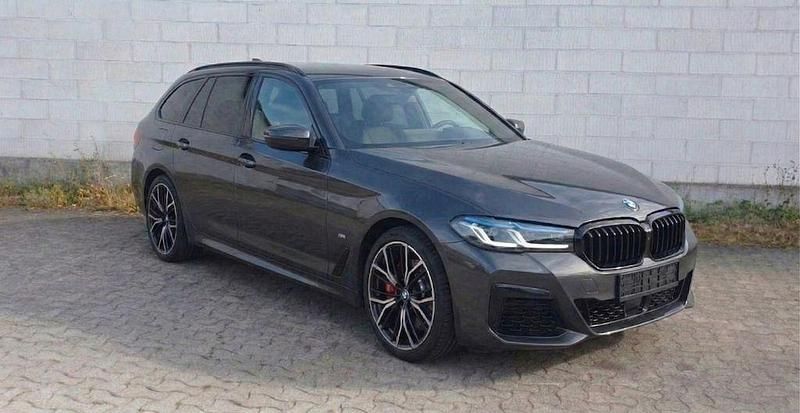 Gebraucht BMW 540 M Sport 340 PS (250 kW) 2022 Grau Kombi