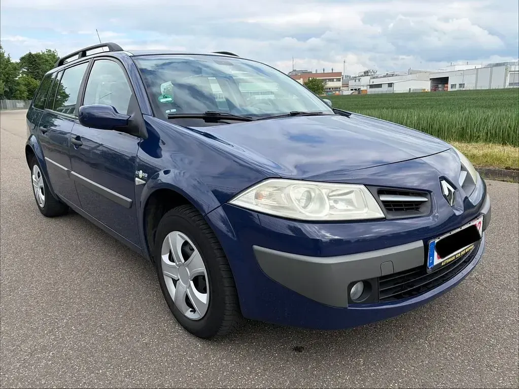 Gebraucht Renault Mégane Avantage 103 PS (75 kW) 2008 Blau Limousine
