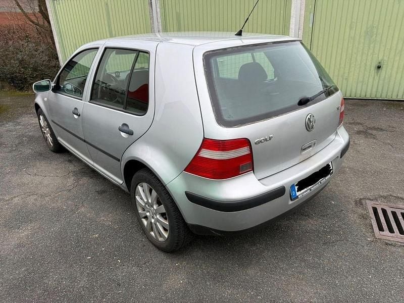Gebraucht VW Golf IV 101 PS (74 kW) 2002 Silber Limousine