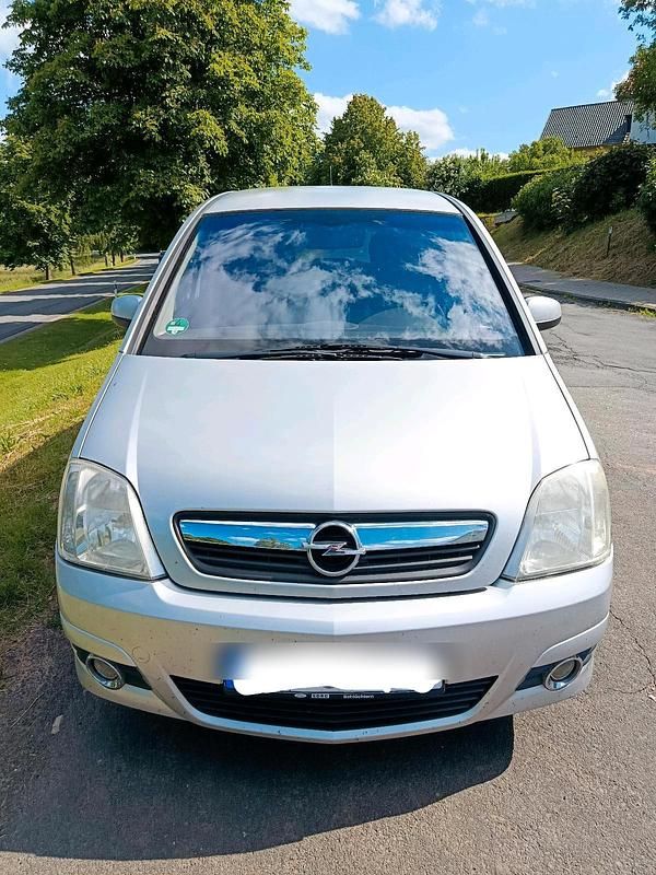 Silber Gebraucht 2007 Opel Meriva Van / Kleinbus | 900 € (Superpreis) - Bild 1/4