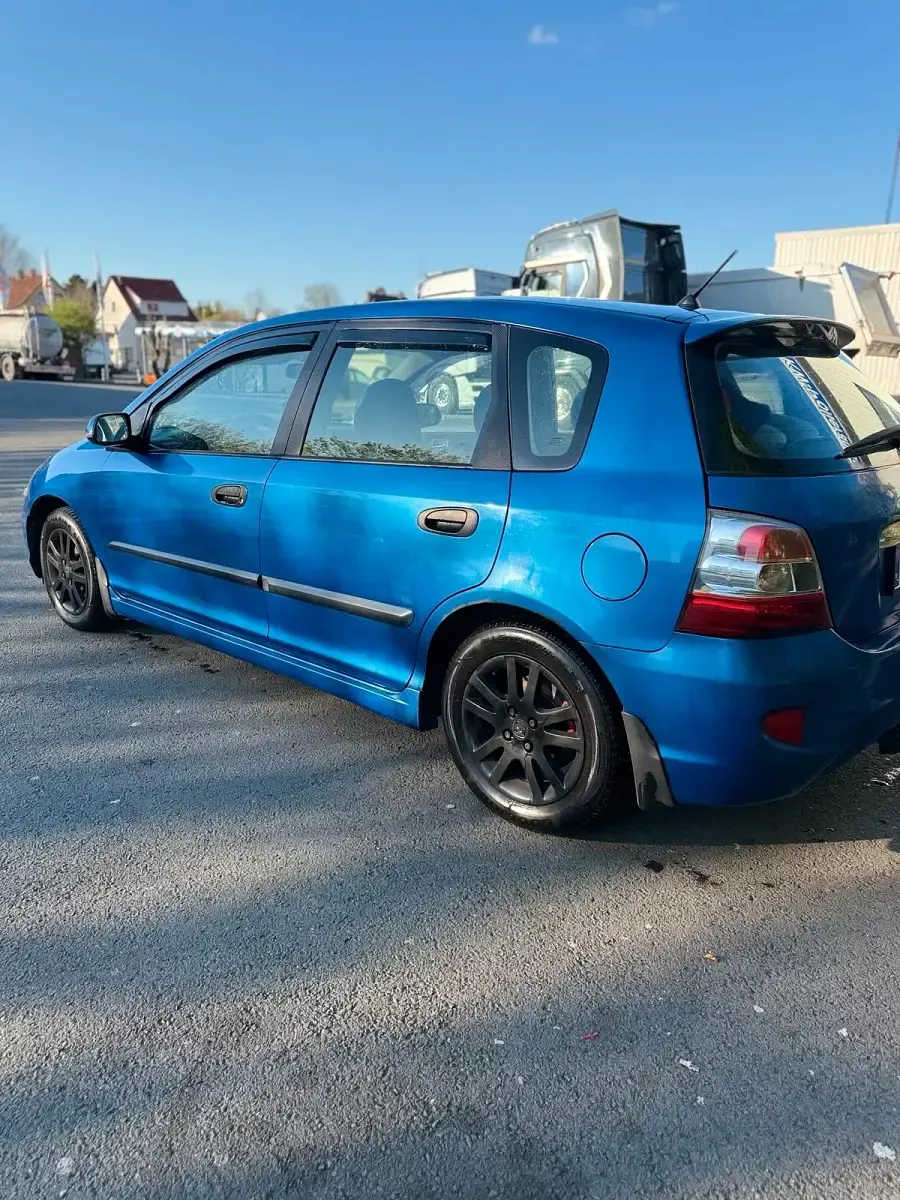 Gebraucht Honda Civic 90 PS (66 kW) 2003 Blau Limousine
