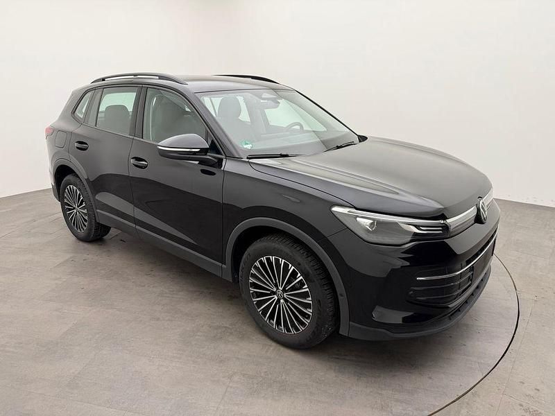 Gebraucht VW Tiguan Life 204 PS (150 kW) 2024 Schwarz SUV