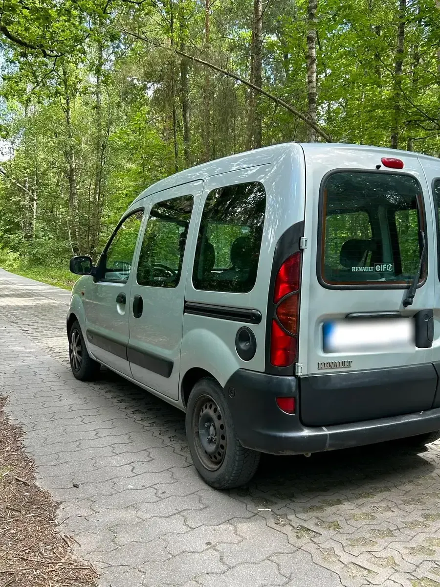 Gebraucht Renault Kangoo 75 PS (55 kW) 2002 Silber Van / Kleinbus