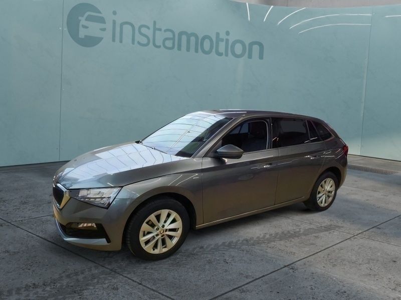 Grau Gebraucht 2023 Skoda Scala Ambition Kleinwagen | 22.079 € (Fairer Preis) - Bild 1/4