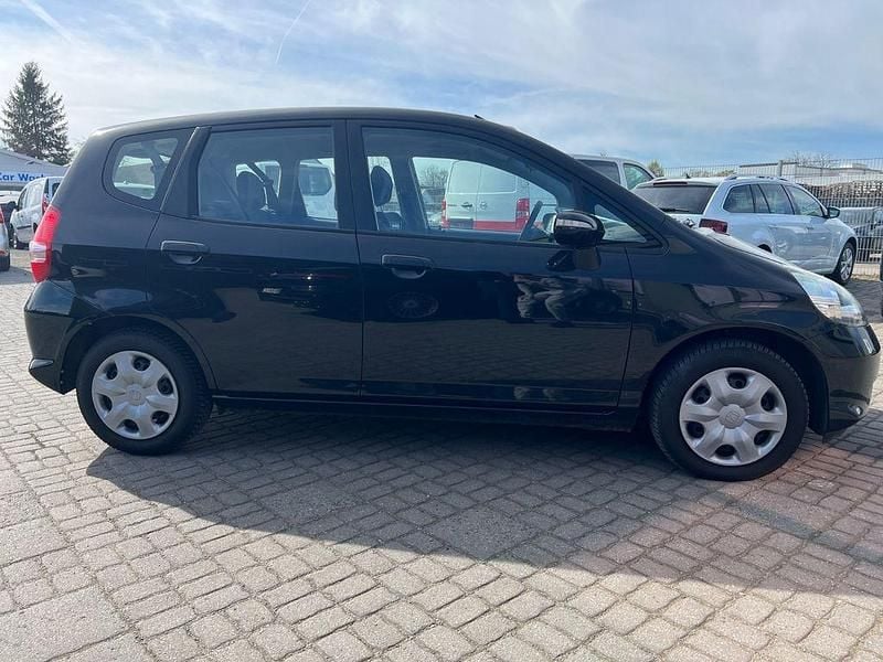 Gebraucht Honda Jazz LS 83 PS (61 kW) 2007 Schwarz Kleinwagen