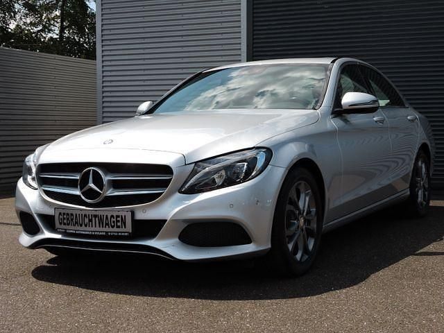 Silber Gebraucht 2018 Mercedes C220 Avantgarde Limousine | 22.999 € (Fairer Preis) - Bild 1/4