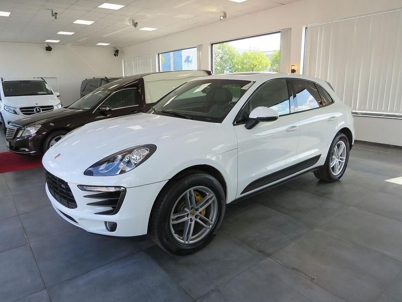 Weiß Gebraucht 2014 Porsche Macan S SUV | 22.500 € (Fairer Preis) - Bild 1/4