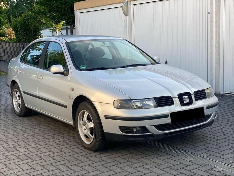 Silber Gebraucht 2002 Seat Toledo Limousine | 1.500 € (Guter Preis) - Bild 1/4