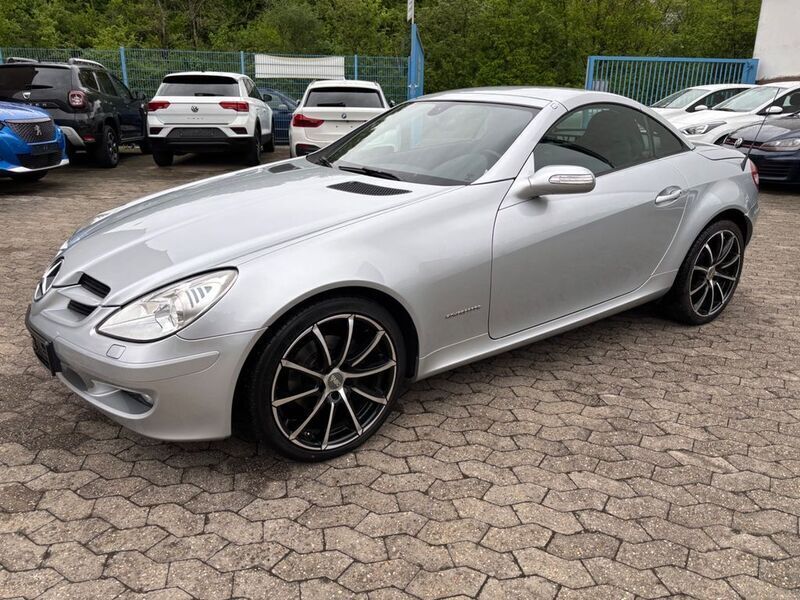 Silber Gebraucht 2006 Mercedes SLK200 Cabrio | 8.900 € (Fairer Preis) - Bild 1/4