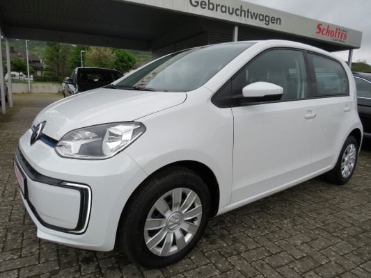 Gebraucht VW e-up! Move 61 kW (83 PS) 2022 Pure white Kleinwagen