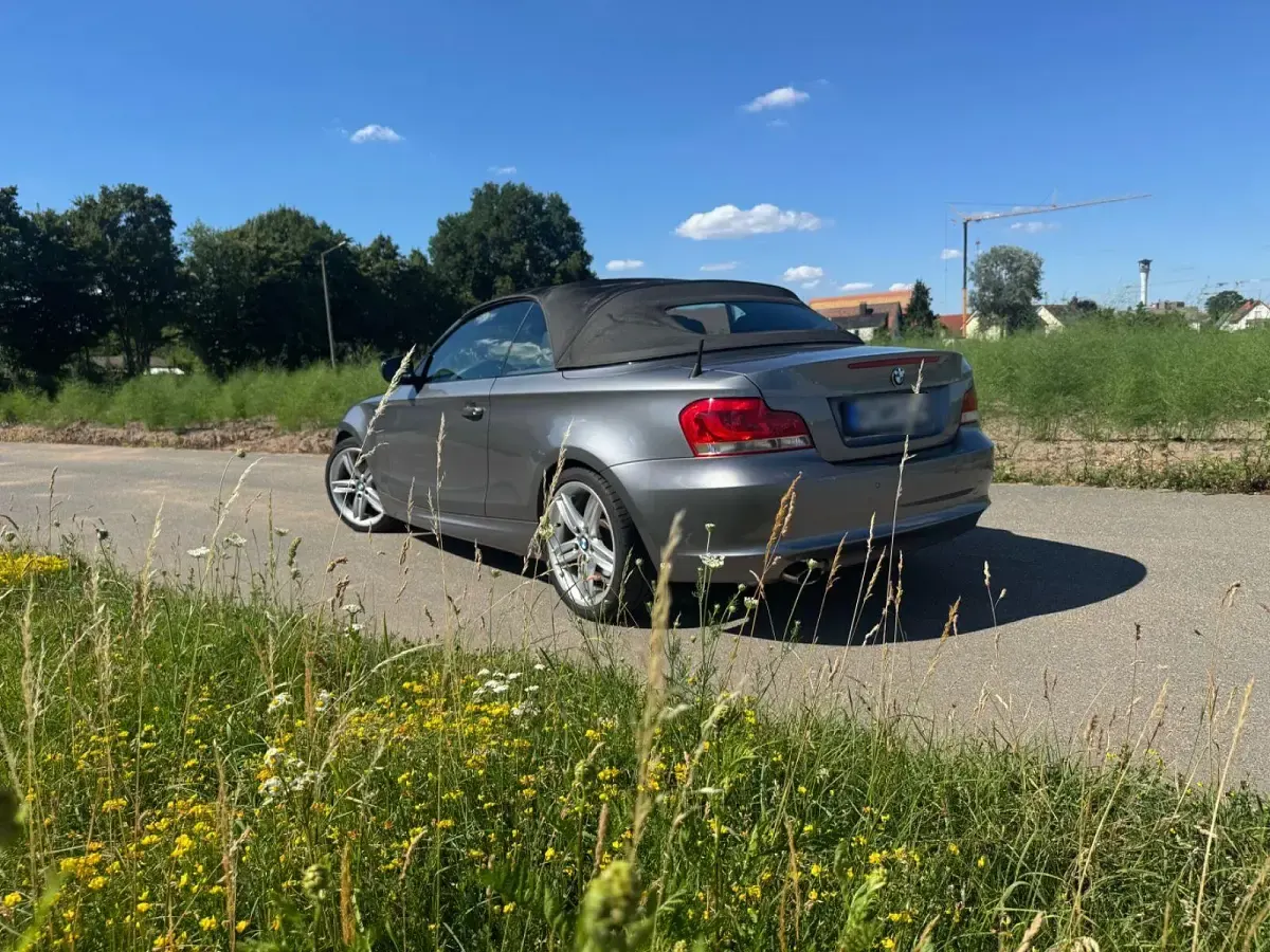 Occasion BMW 118 Cabriolet Performance 143 ch (105 kW) 2011 Gris Cabriolet