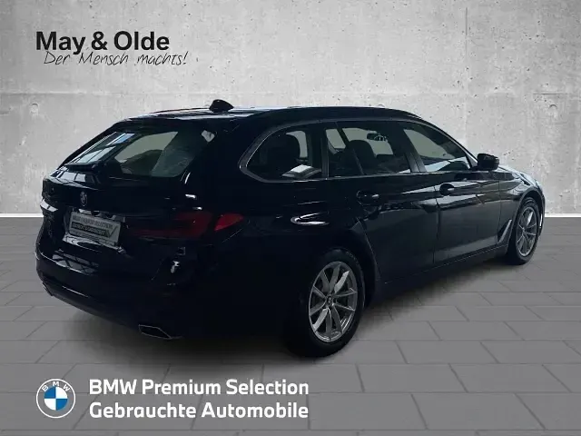 Gebraucht BMW 520 190 PS (139 kW) 2022 Schwarz Kombi