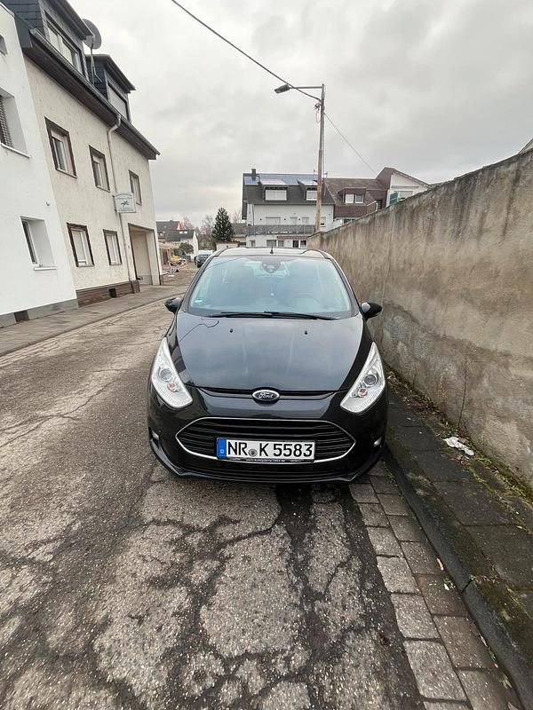 Gebraucht Ford B-MAX SYNC Edition 95 PS (69 kW) 2015 Schwarz Van / Kleinbus