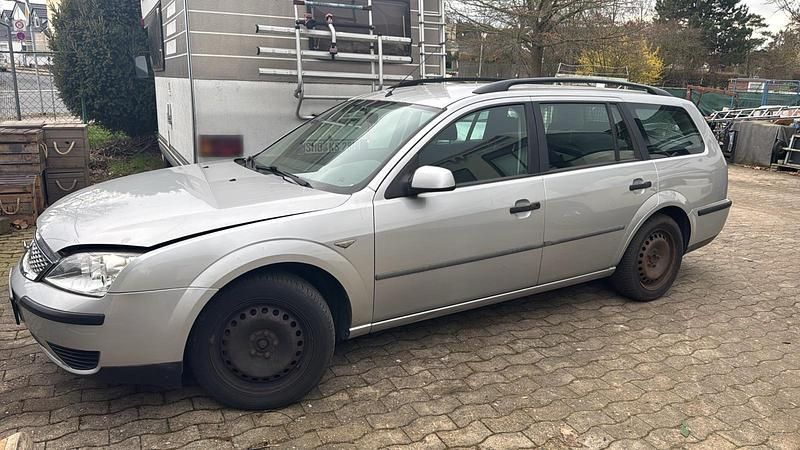 Gebraucht Ford Mondeo 115 PS (84 kW) 2004 Kombi