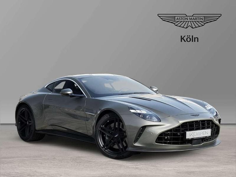 Neu Aston Martin Vantage 663 PS (487 kW) 2026 Titanium grey Coupé