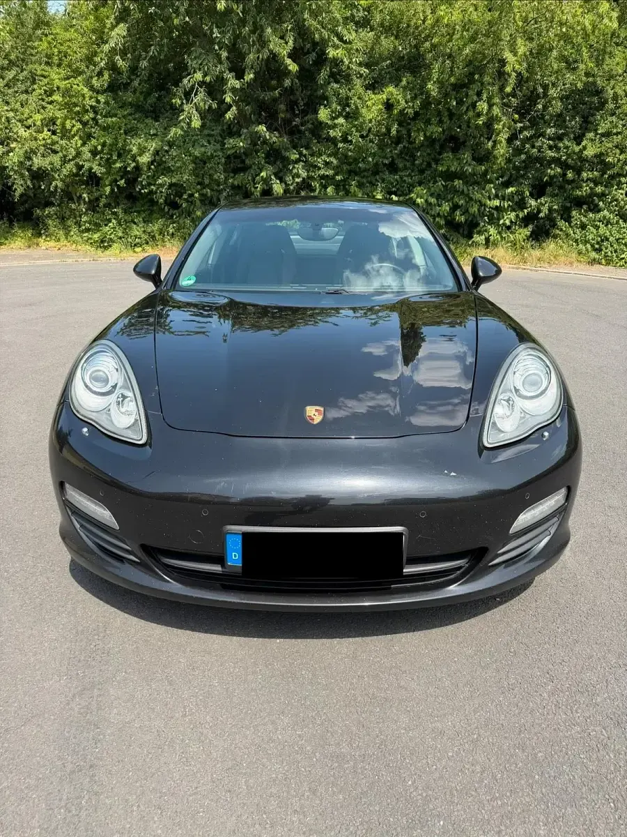 Gebraucht Porsche Panamera 250 PS (183 kW) 2012 Schwarz Kleinwagen