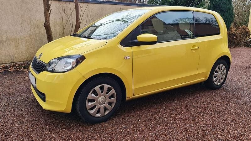 Gelb Gebraucht 2012 Skoda Citigo Ambition Kleinwagen | 4.500 € (Guter Preis) - Bild 1/4