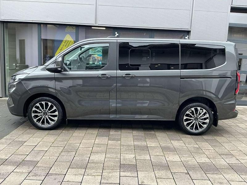 Grau Neu 2025 Ford Tourneo Custom Titanium X Van / Kleinbus | 56.950 € (Fairer Preis) - Bild 1/4