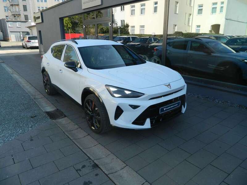 Glacial weiß metallic Neu 2025 Cupra Formentor VZ SUV | 48.990 € (Etwas zu teuer) - Bild 1/4