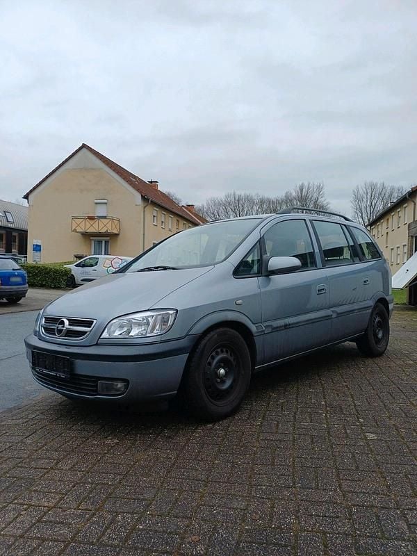 Gebraucht Opel Zafira 125 PS (91 kW) 2003 Van / Kleinbus