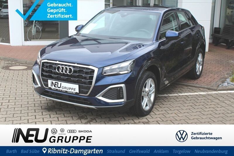 Blau (metallic) Gebraucht 2023 Audi Q2 Advanced Plus SUV | 28.879 € (Fairer Preis) - Bild 1/4