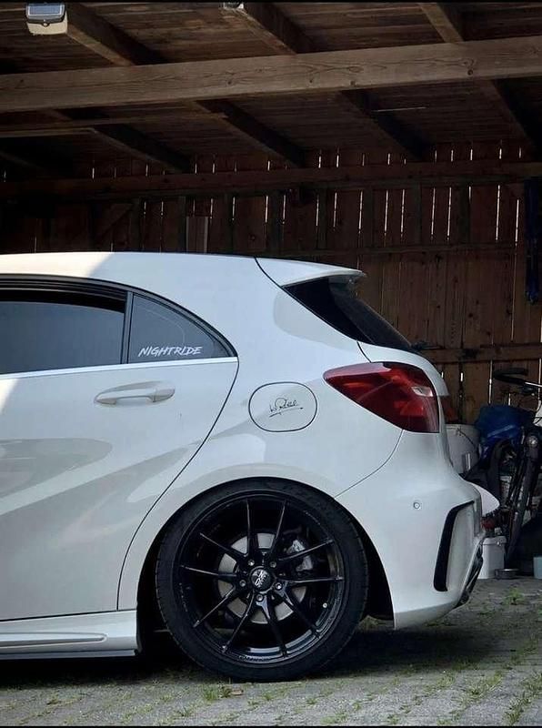 Gebraucht Mercedes A200 AMG line 156 PS (114 kW) 2016 Limousine