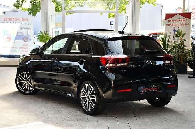 Gebraucht Kia Rio Platinum 120 PS (88 kW) 2017 Schwarz Kleinwagen