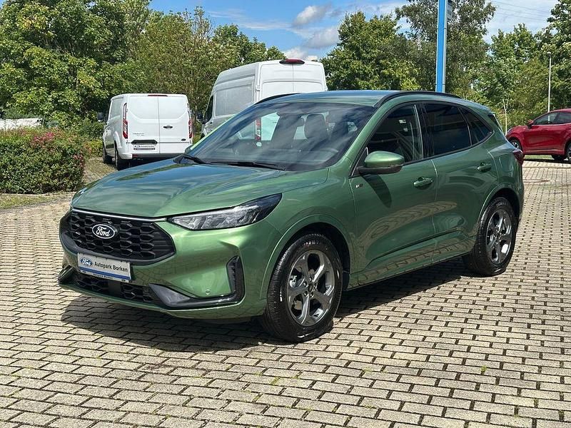 Bursting green Neu 2025 Ford Kuga ST-Line SUV | 31.950 € (Fairer Preis) - Bild 1/4