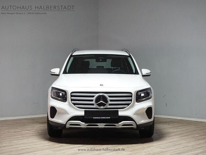 Gebraucht Mercedes GLB220 190 PS (139 kW) 2025 Weiss SUV