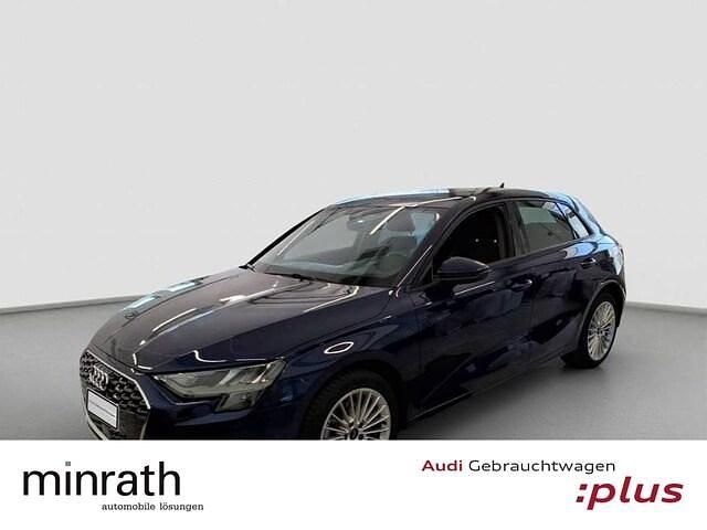 Navarrablau metallic Gebraucht 2024 Audi A3 Advanced Plus | 27.040 € (Superpreis) - Bild 1/4
