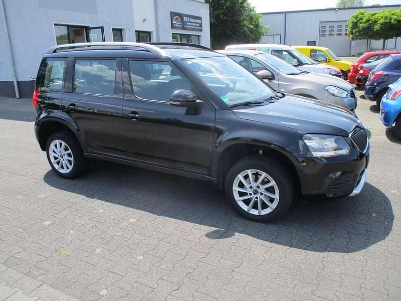 Używany Skoda Yeti 110 KM (80 kW) 2016 Czarny SUV