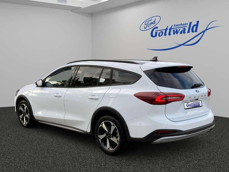Neu Ford Focus Active X 155 PS (114 kW) 2025 Frostweiß Kombi