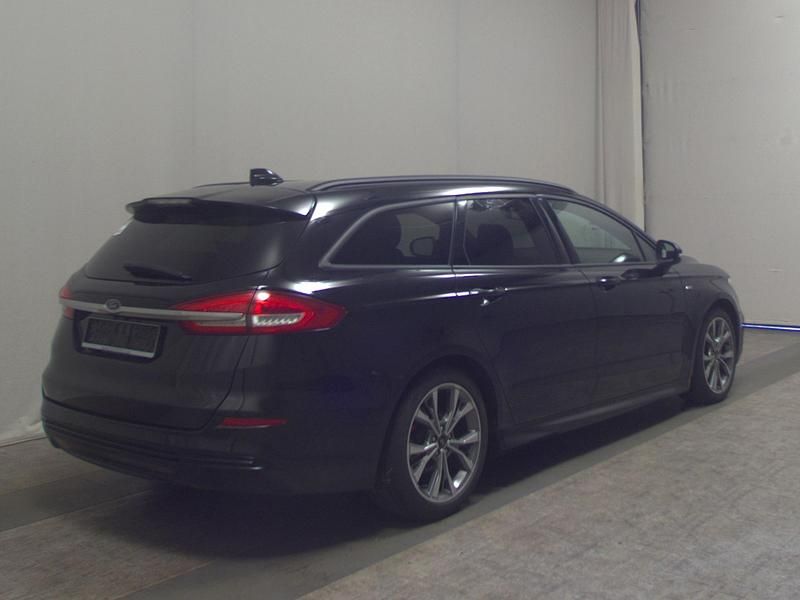 Gebraucht Ford Mondeo ST-Line 150 PS (110 kW) 2022 Schwarz Kombi