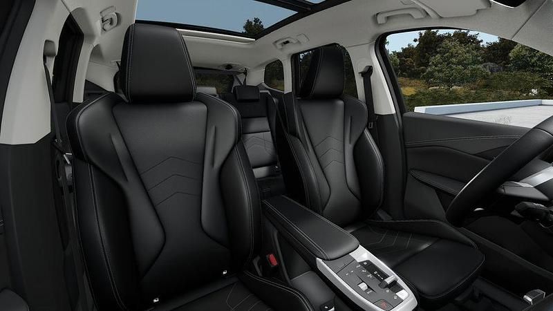 Neu BMW iX1 Performance 230 kW (313 PS) 2025 Silber SUV