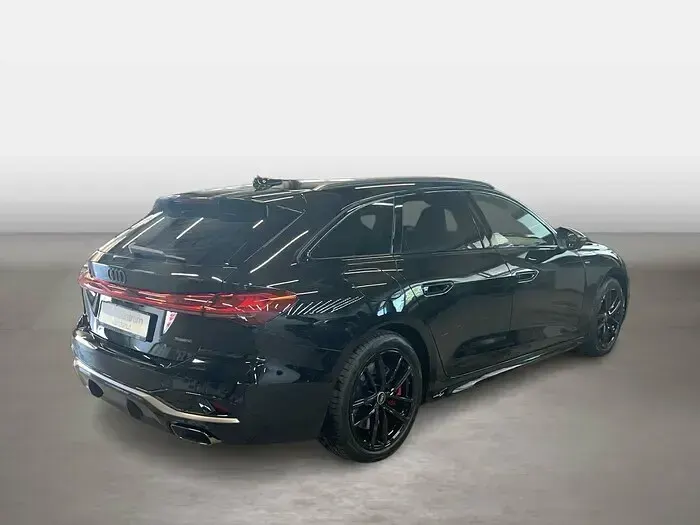 Neu Audi A5 Edition .1 367 PS (269 kW) 2026 Mythosschwarz Kombi