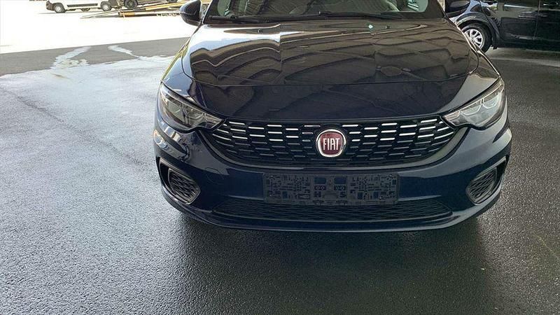 Gebraucht Fiat Tipo Easy 120 PS (88 kW) 2017 Blau Limousine