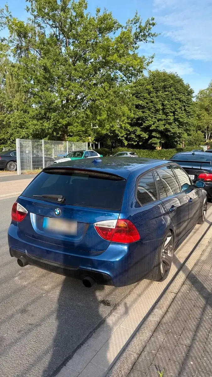 Gebraucht BMW 325 197 PS (144 kW) 2007 Blau Kombi